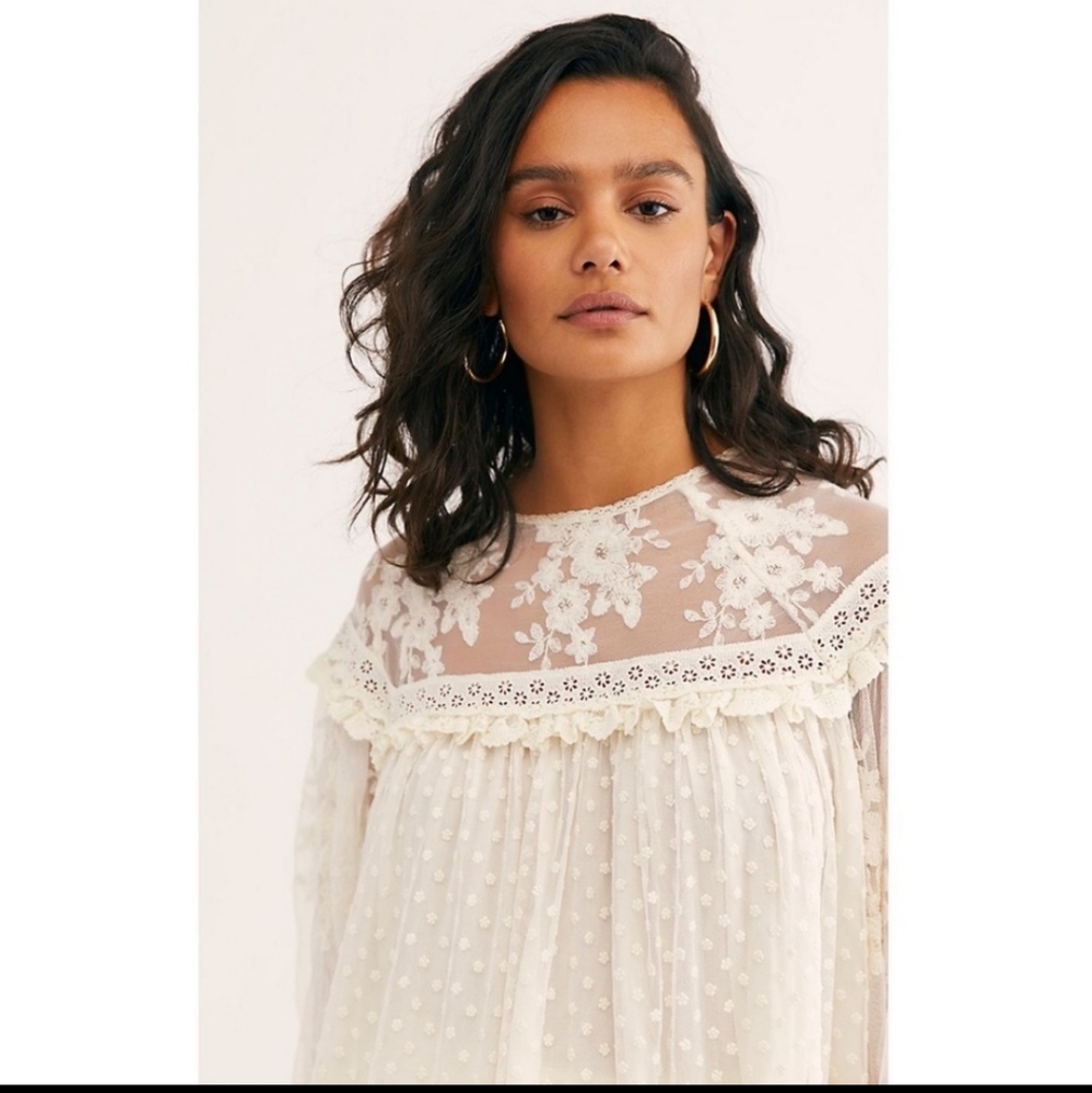 Spell dawn lace blouse NWT M